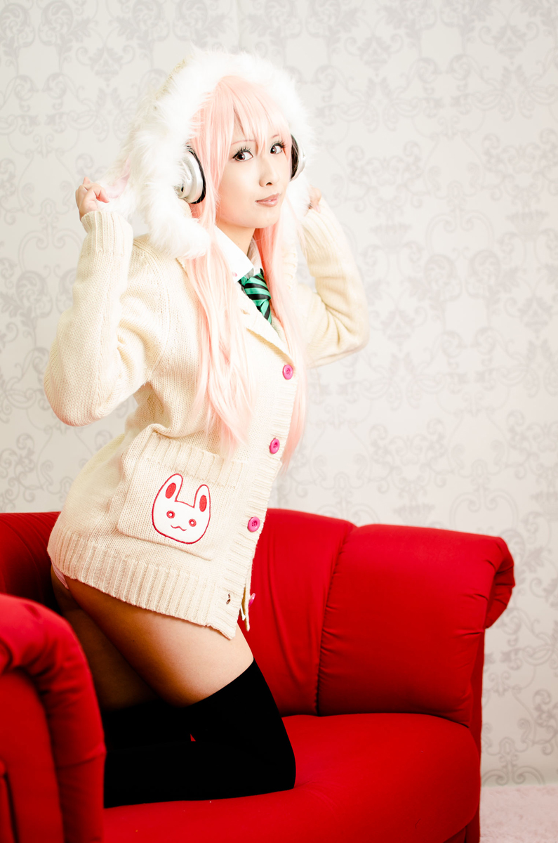 Pinkheadphone