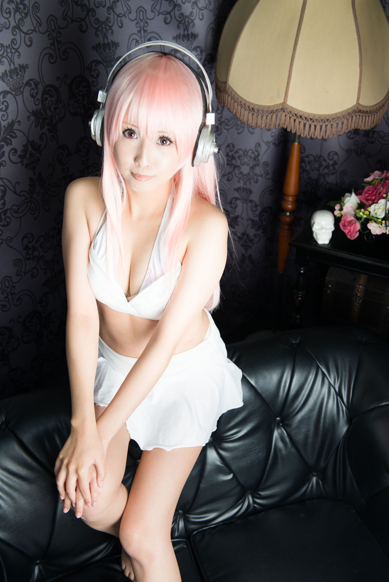 Pinkheadphone