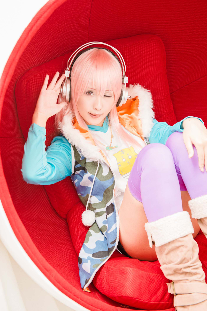 Pinkheadphone