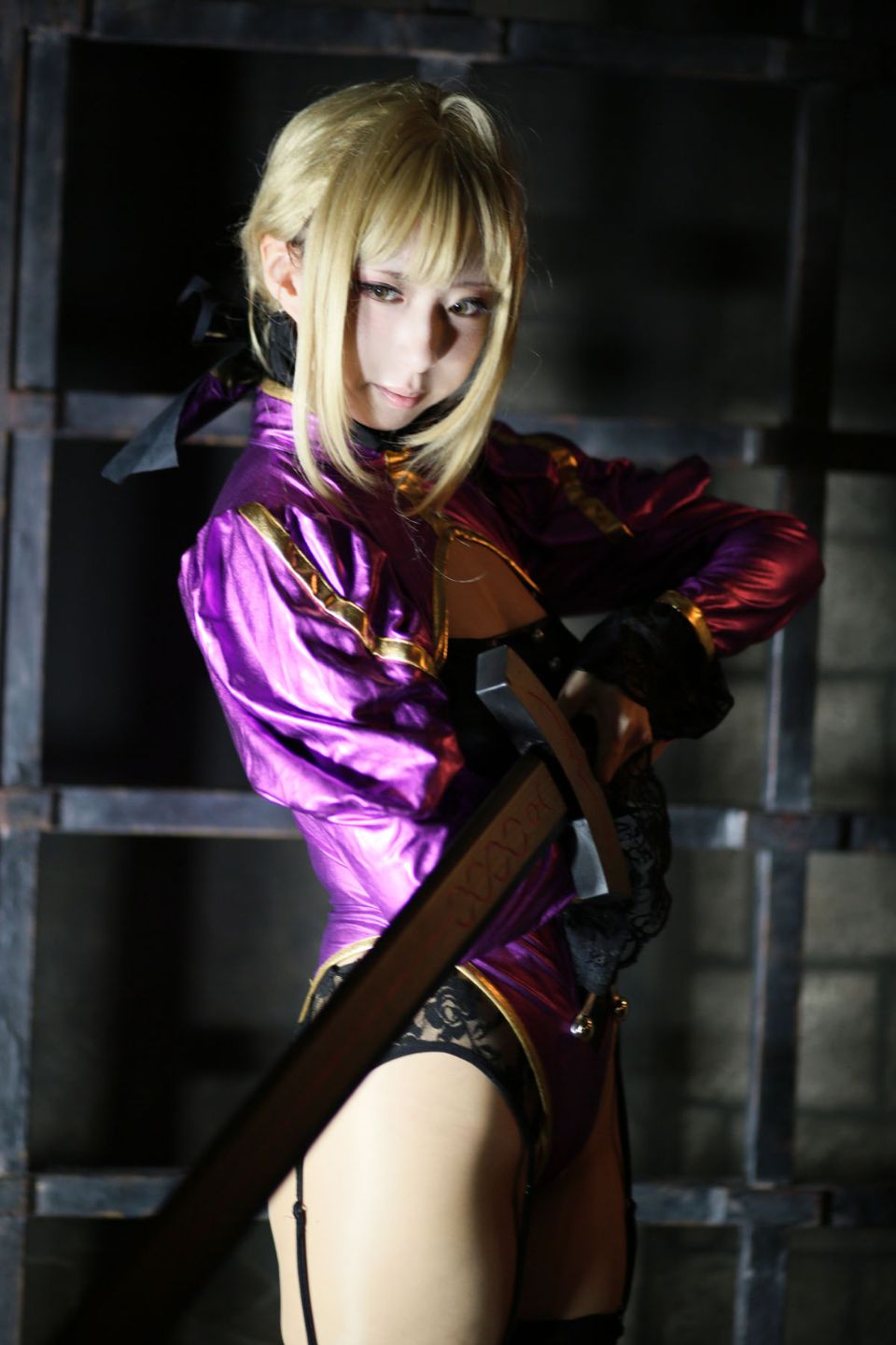Fate Saber Cosplay Photo Book Saver × Saver