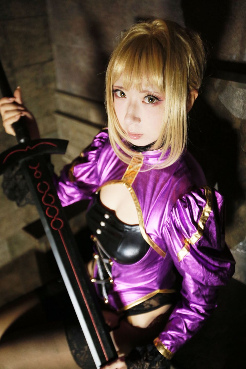 Fate Saber Cosplay Photo Book Saver × Saver