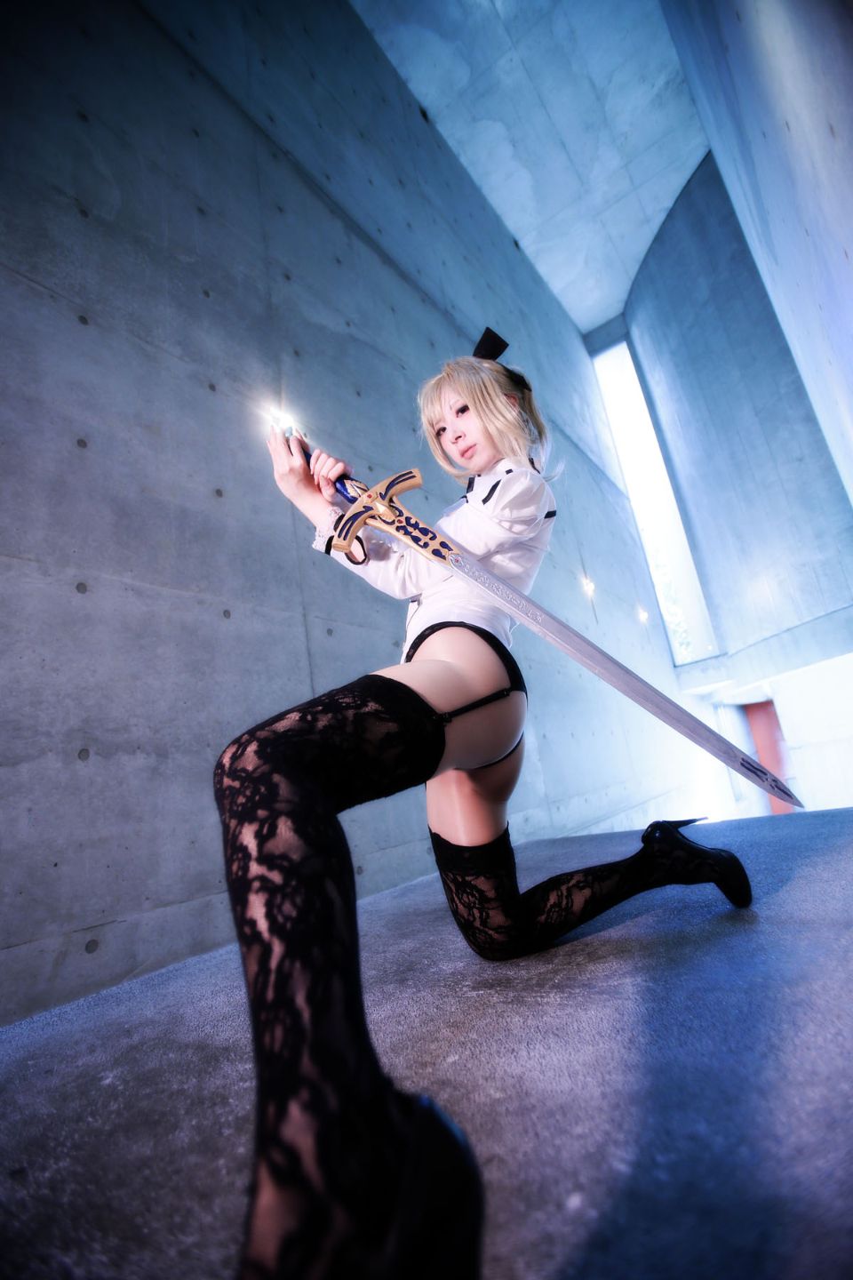 Fate Saber Cosplay Photo Book Saver × Saver