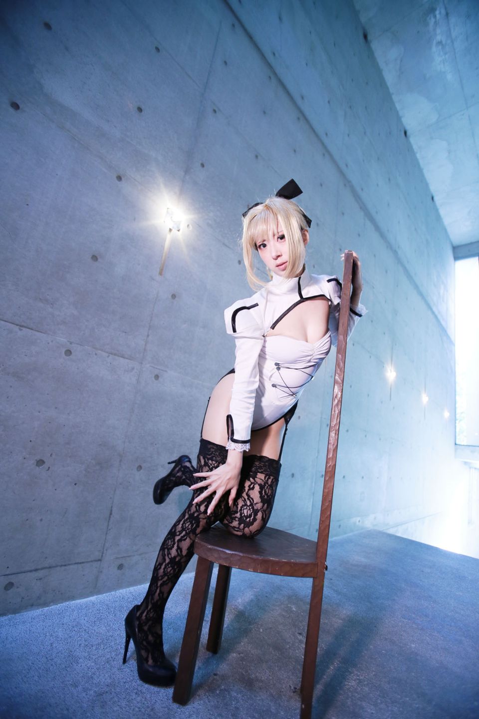Fate Saber Cosplay Photo Book Saver × Saver
