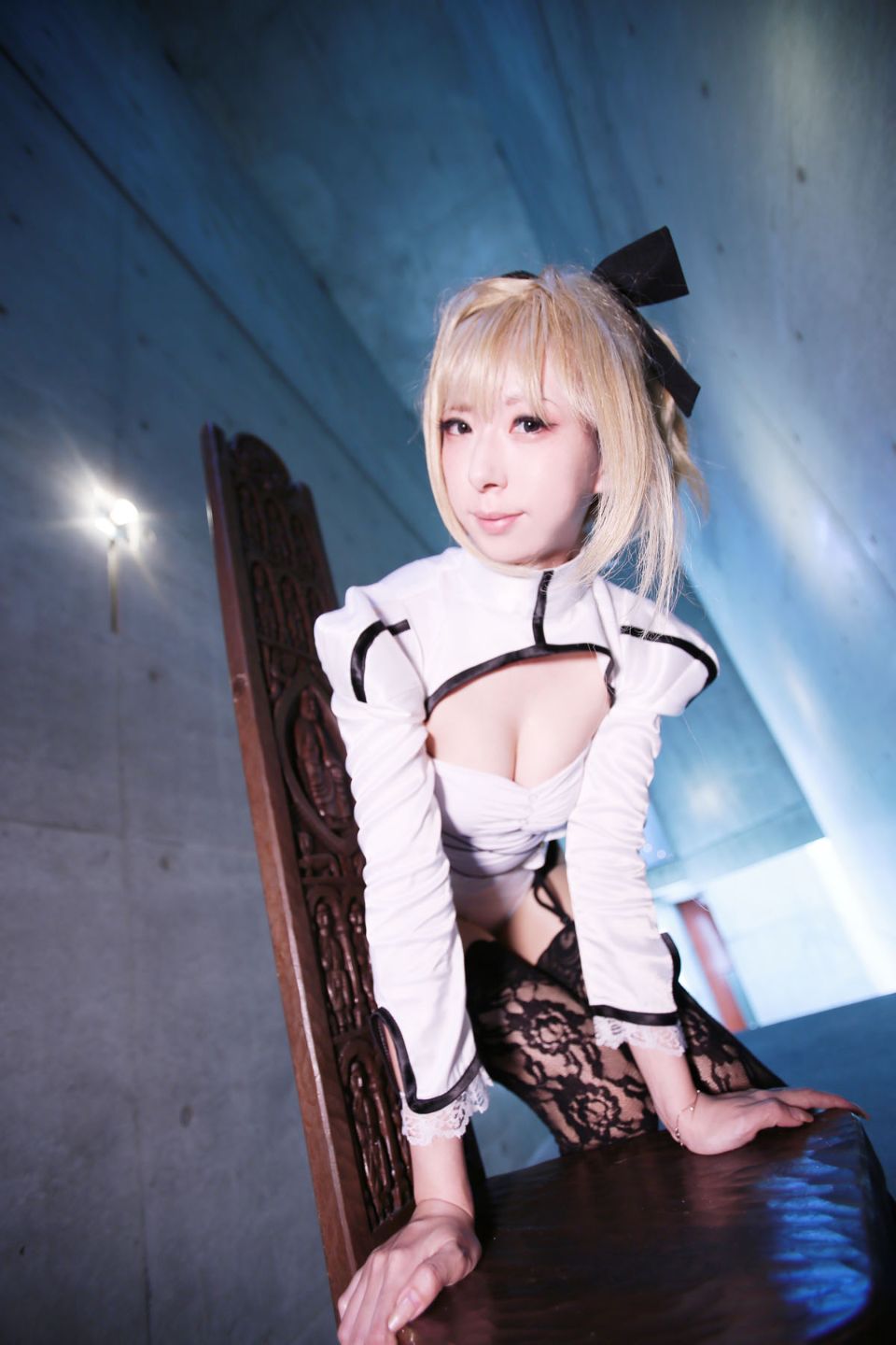 Fate Saber Cosplay Photo Book Saver × Saver