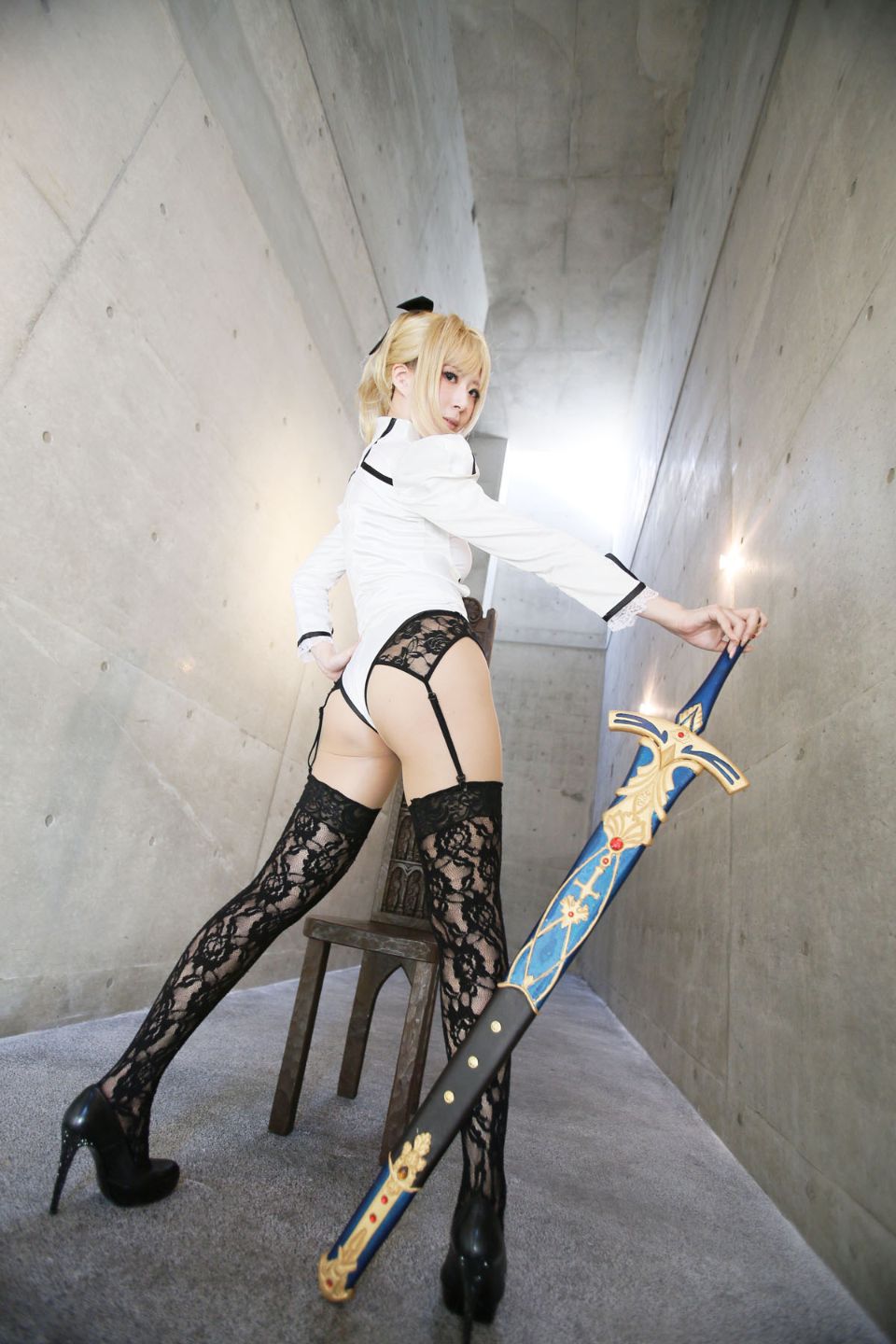 Fate Saber Cosplay Photo Book Saver × Saver