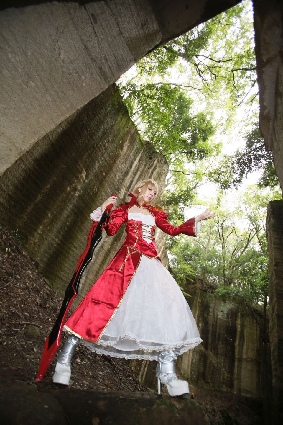 Fate Saber Cosplay Photo Book Saver × Saver