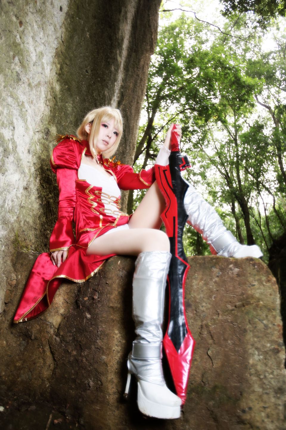 Fate Saber Cosplay Photo Book Saver × Saver