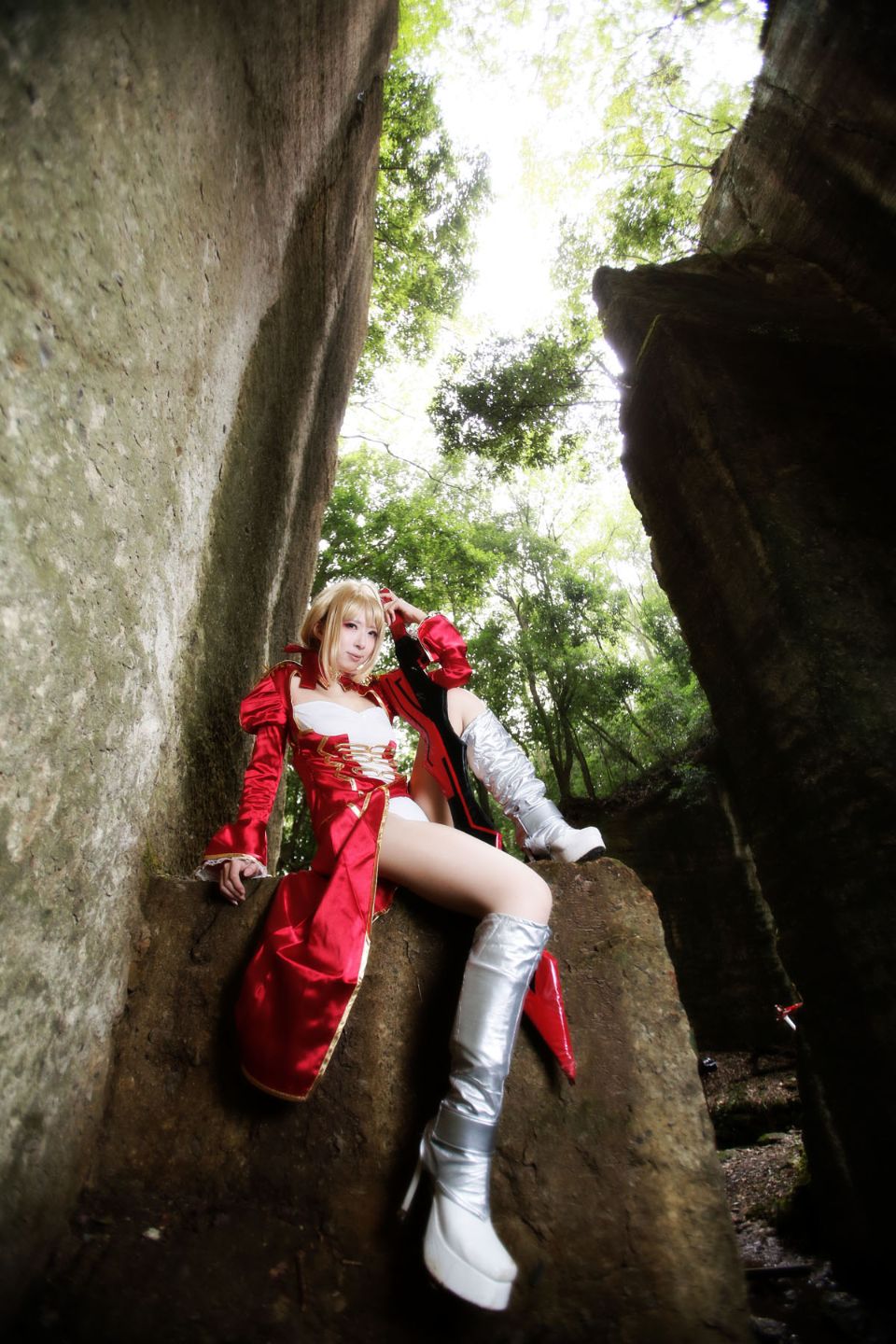 Fate Saber Cosplay Photo Book Saver × Saver