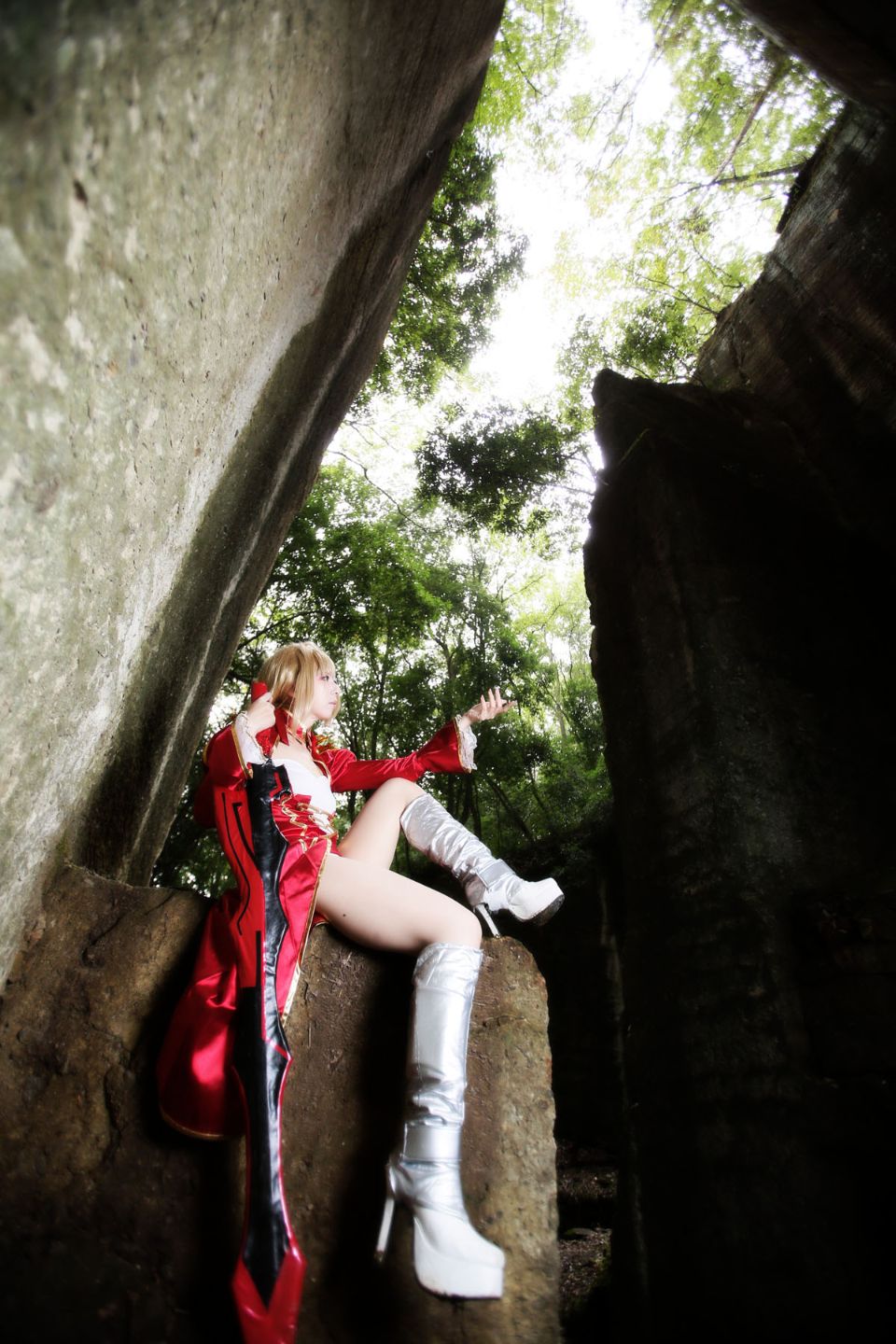 Fate Saber Cosplay Photo Book Saver × Saver