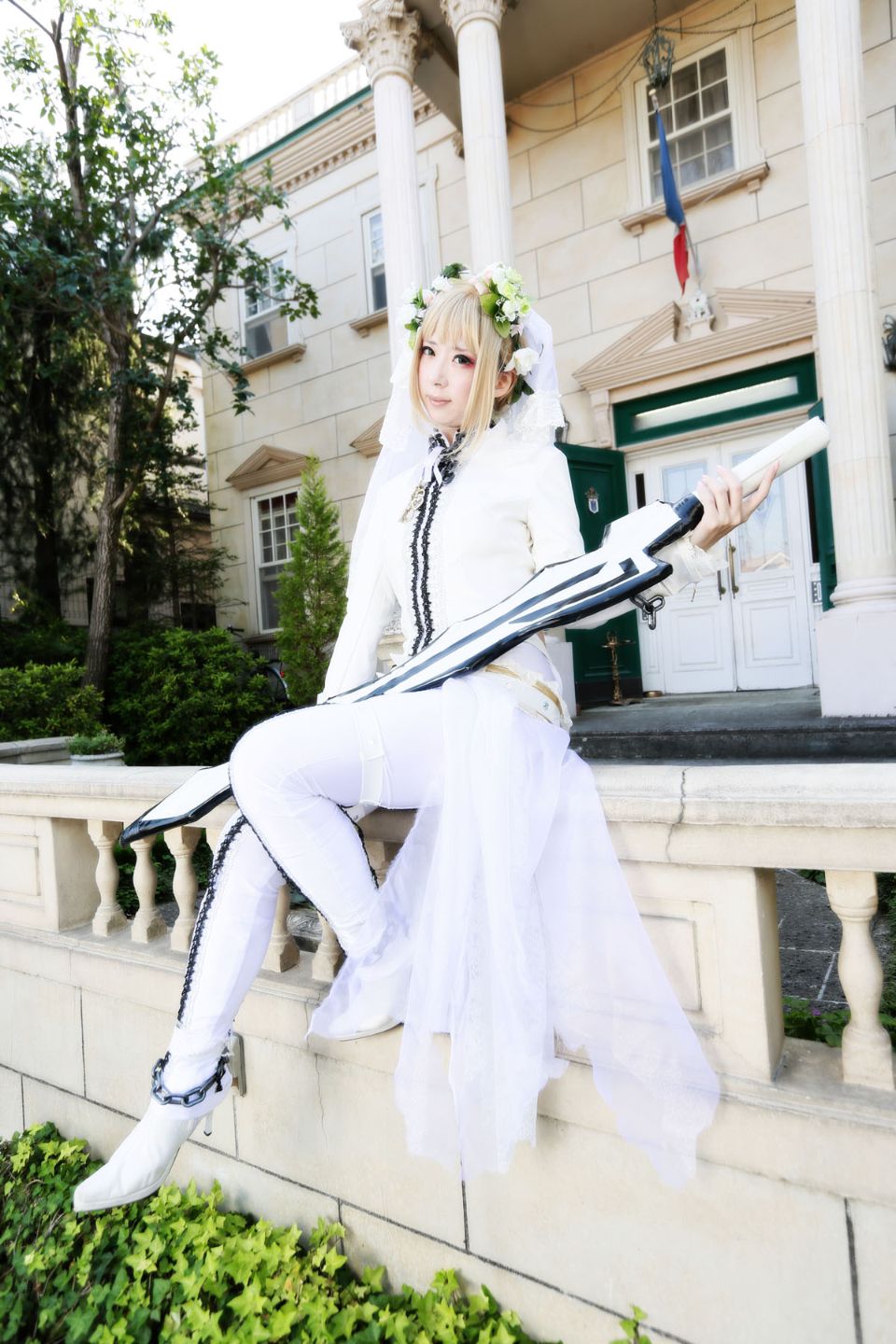 Fate Saber Cosplay Photo Book Saver × Saver