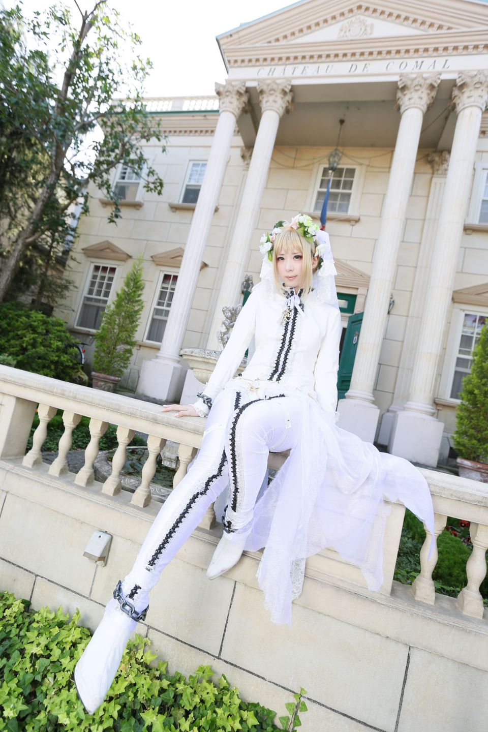 Fate Saber Cosplay Photo Book Saver × Saver