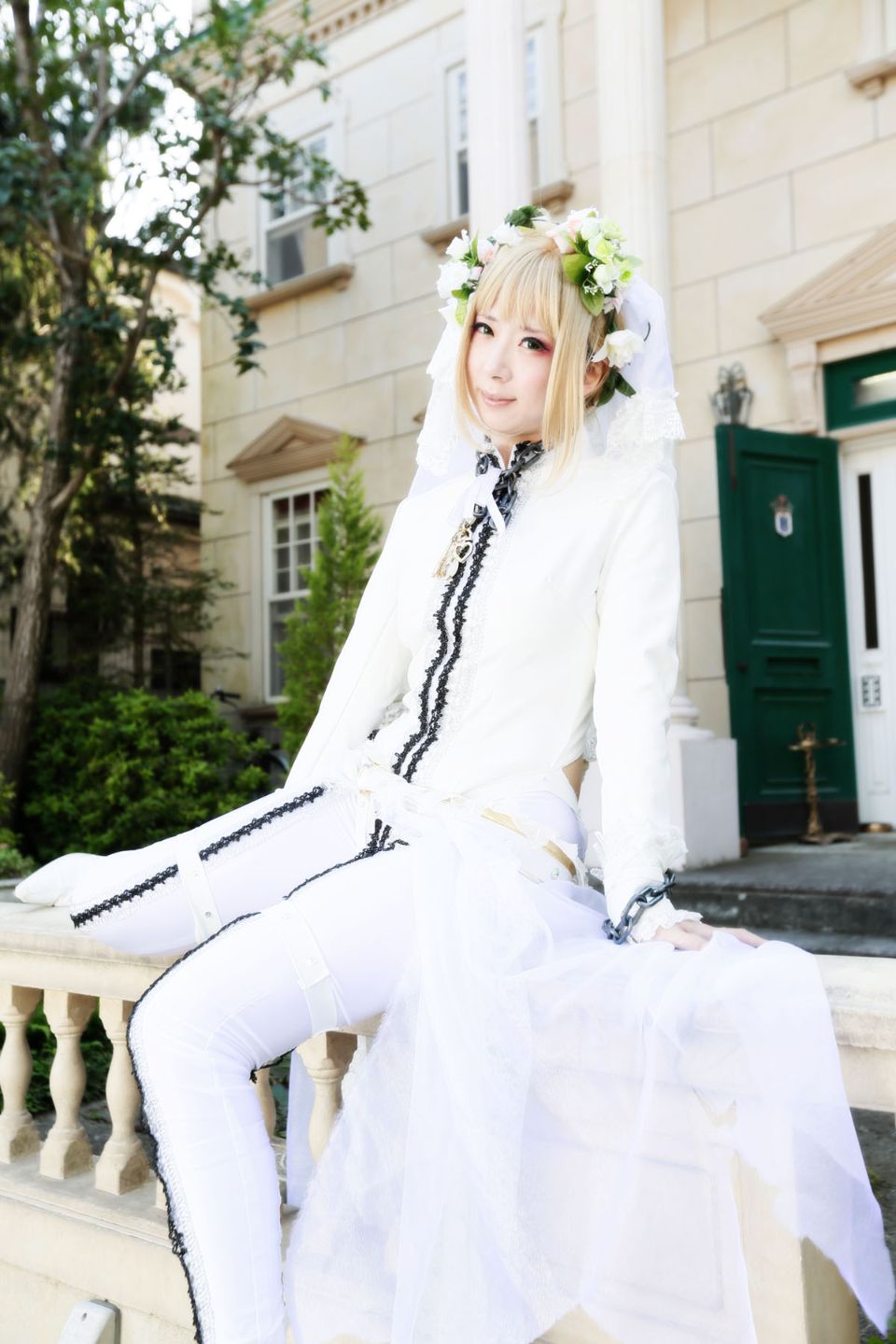 Fate Saber Cosplay Photo Book Saver × Saver