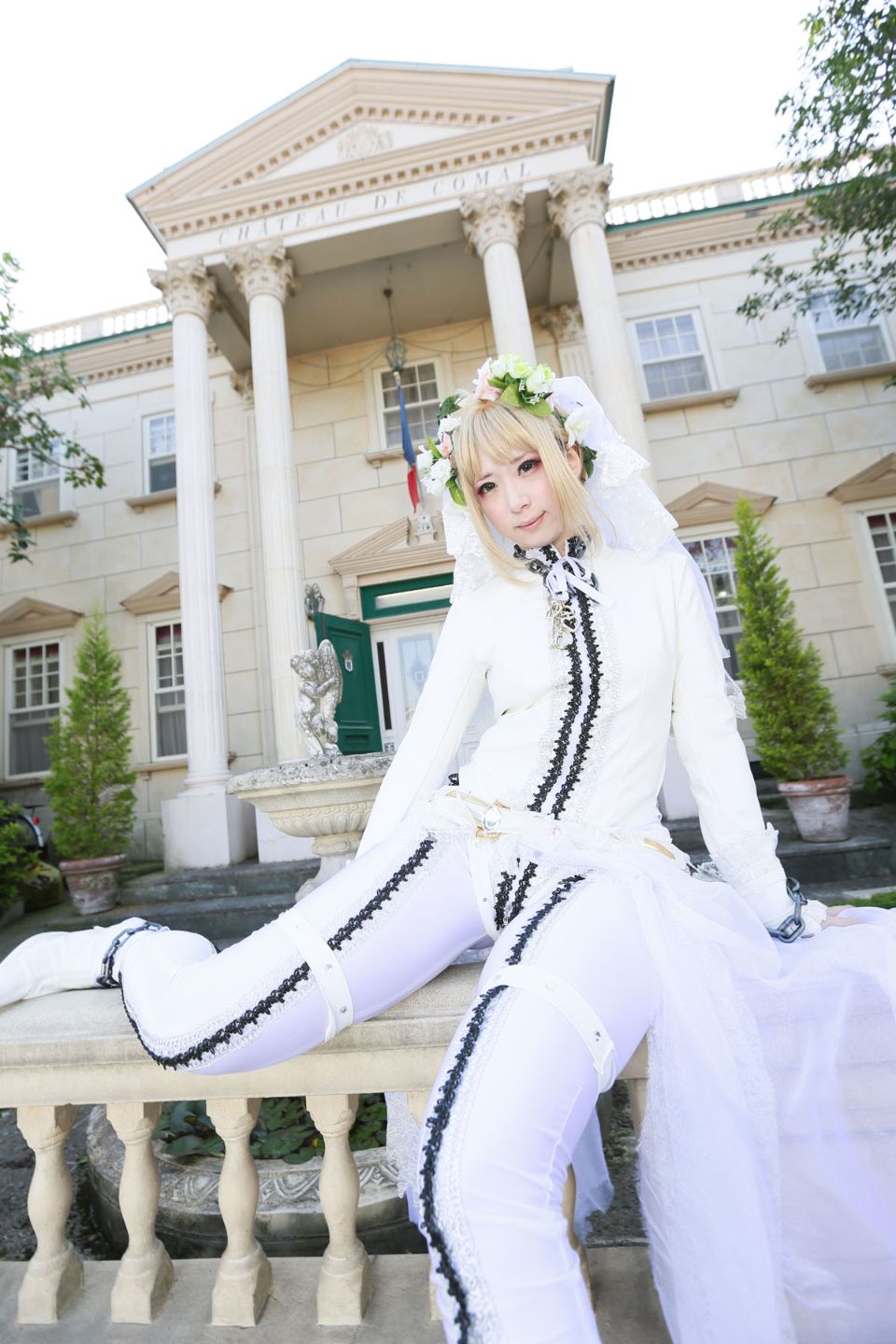 Fate Saber Cosplay Photo Book Saver × Saver