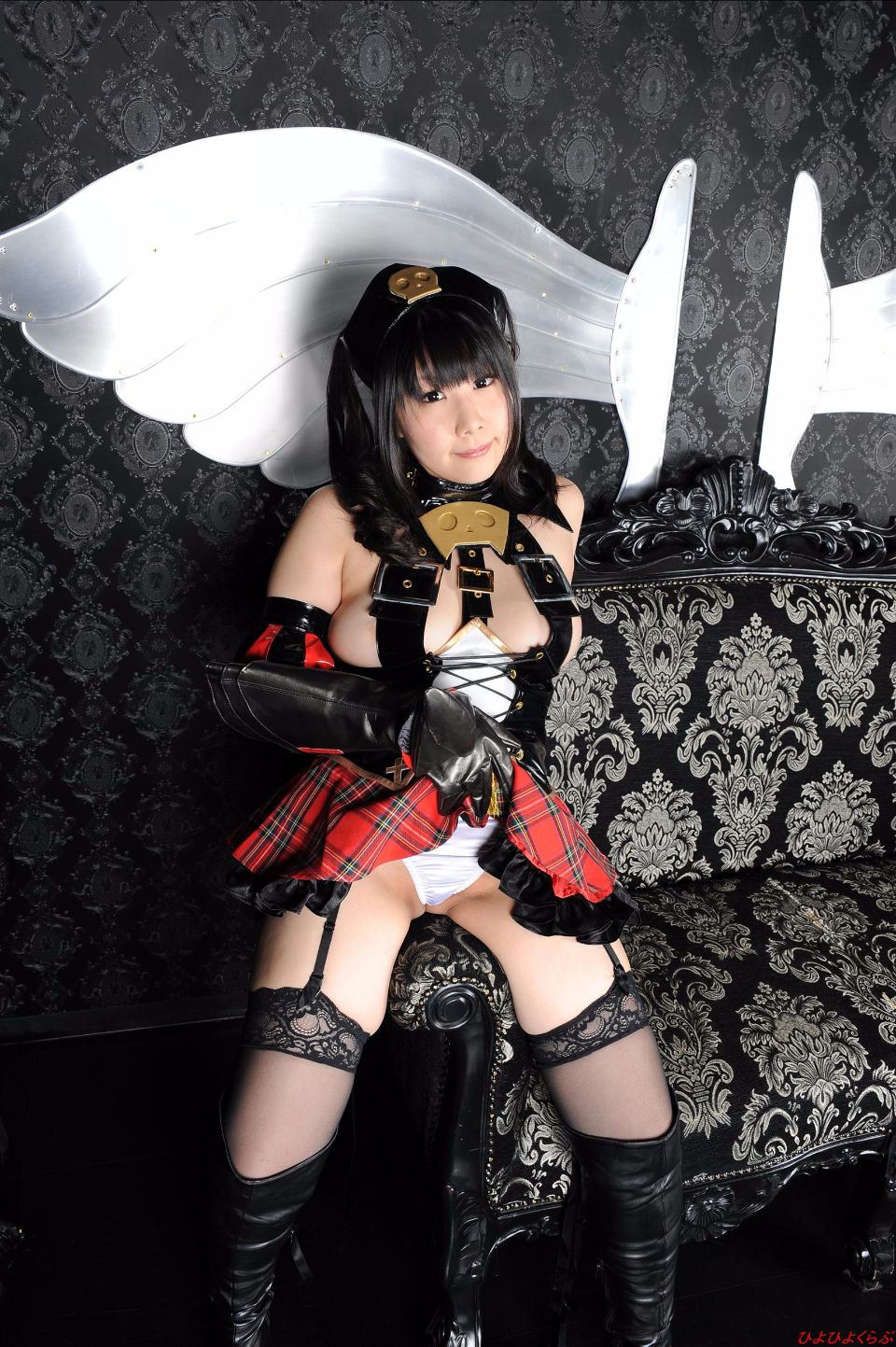 Nữ hoàng của Slave 2 ☆ ngực tiếp xúc lại ☆