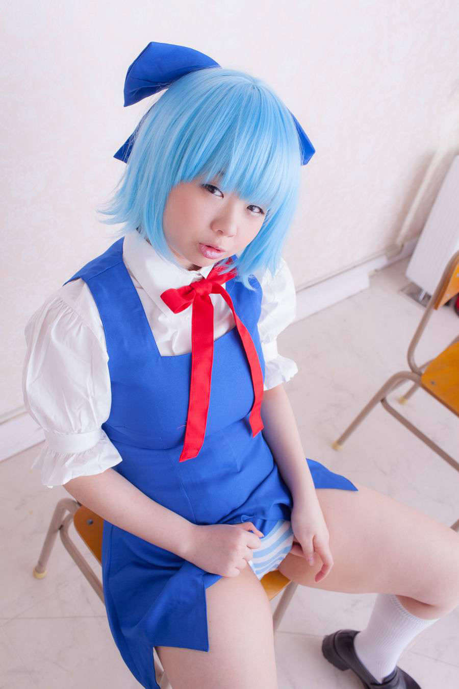 12. [@Factory] Tôi đang học, nhưng tôi không thể giữ nó trong (bỏ qua)