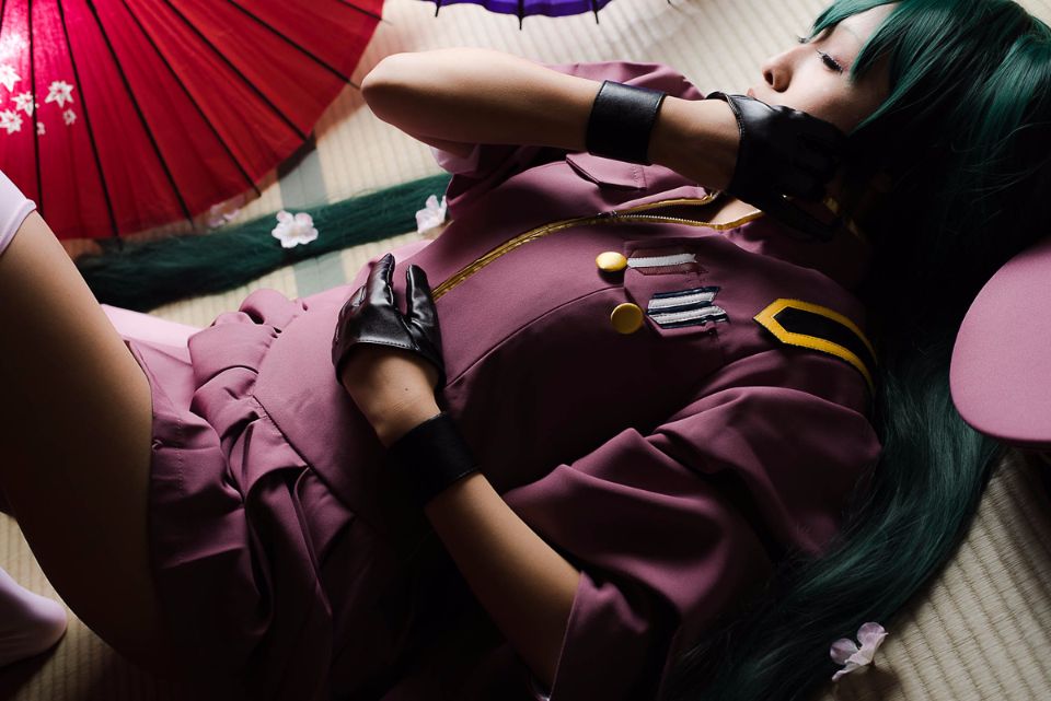 [nụ cười biết ơn] Miku cay đắng