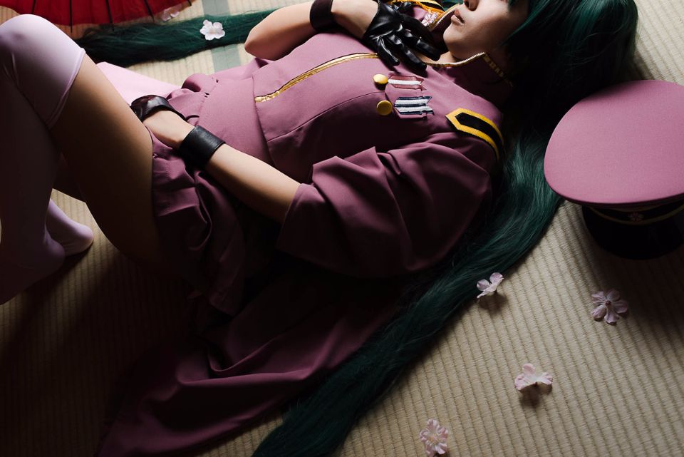 [nụ cười biết ơn] Miku cay đắng