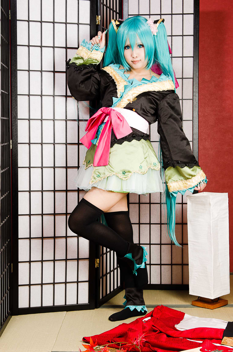 [nụ cười biết ơn] Miku cay đắng