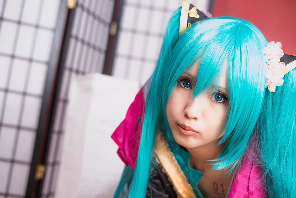 [nụ cười biết ơn] Miku cay đắng