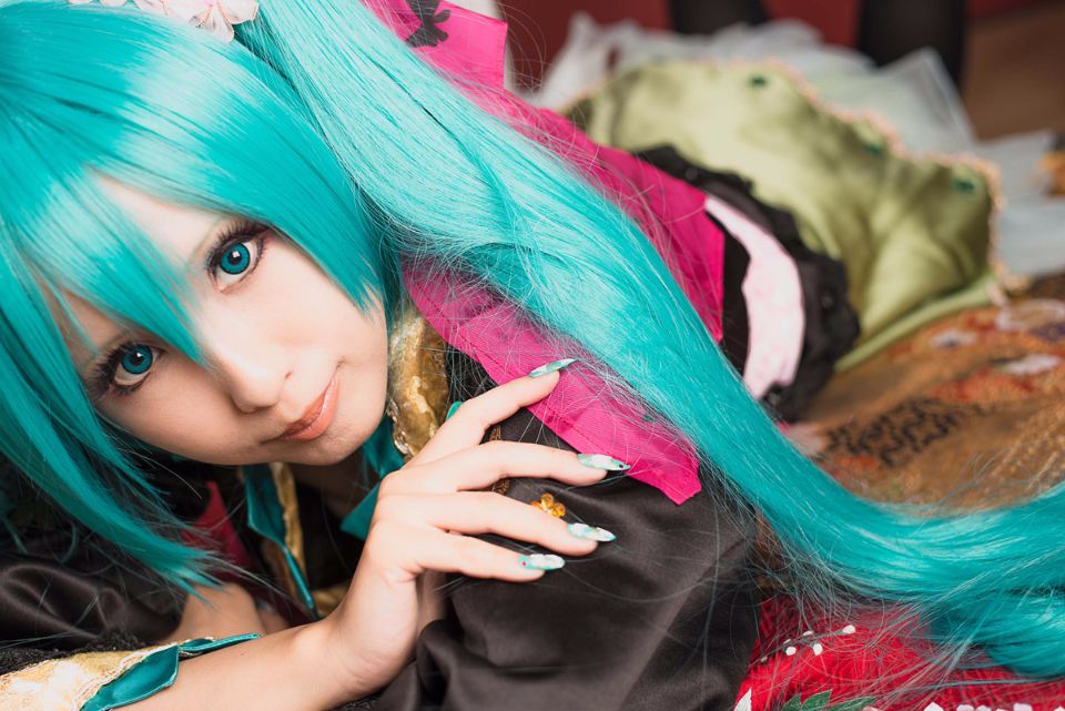 [nụ cười biết ơn] Miku cay đắng