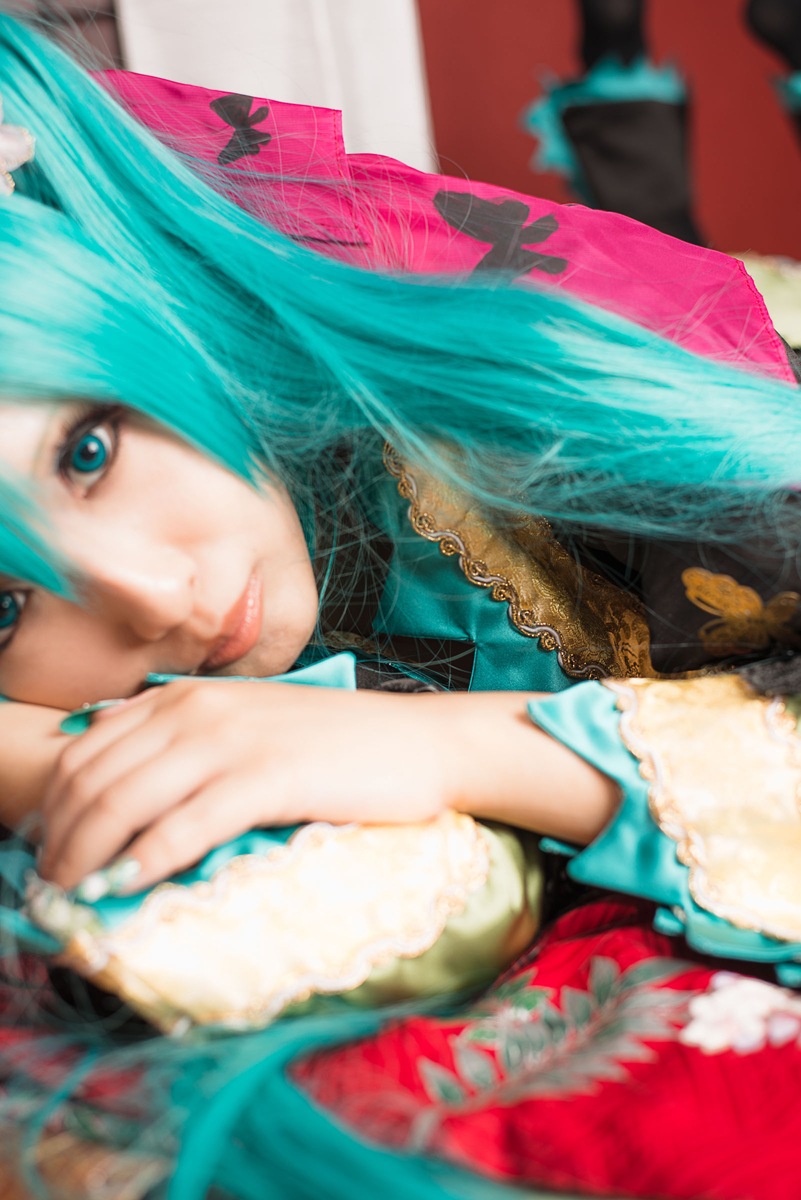 [nụ cười biết ơn] Miku cay đắng