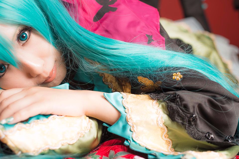 [nụ cười biết ơn] Miku cay đắng