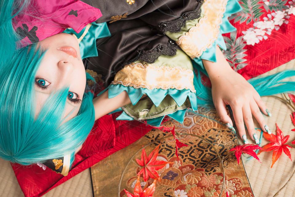 [nụ cười biết ơn] Miku cay đắng