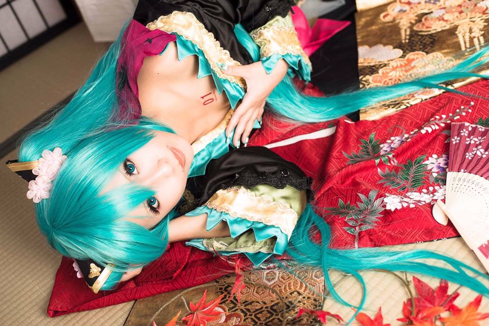 [nụ cười biết ơn] Miku cay đắng