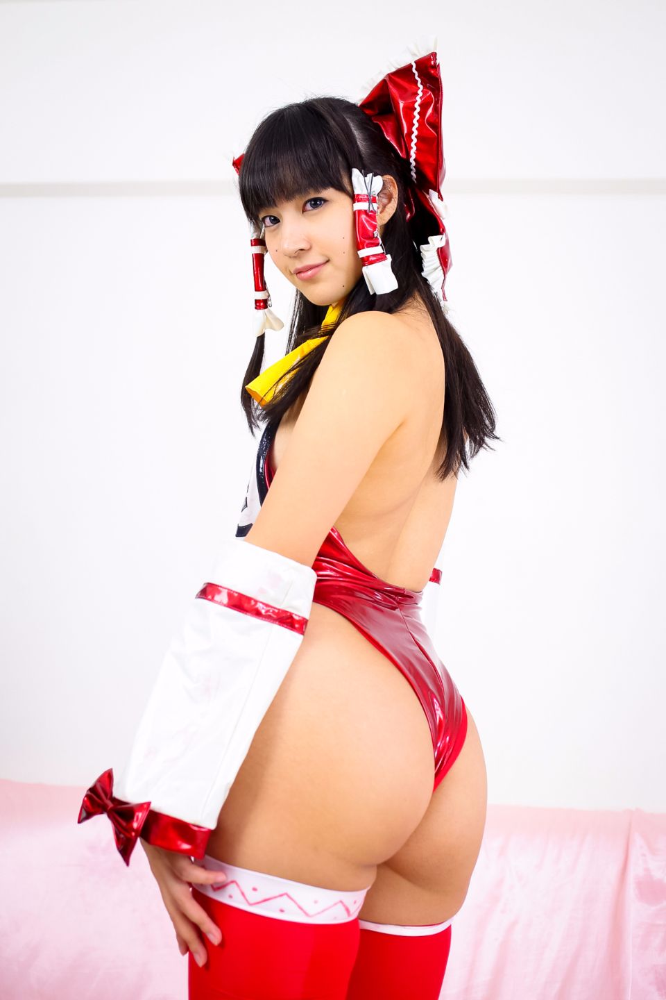 Tóc đen 19 tuổi thẳng cạo lớp xinh đẹp Lớp 04 Reimu