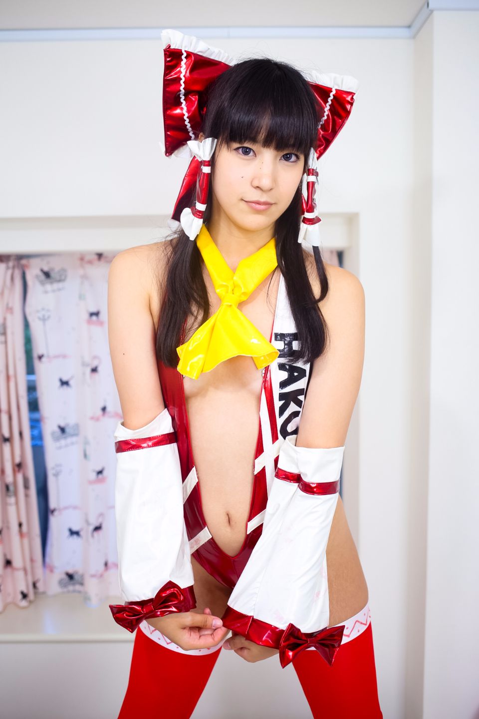 Tóc đen 19 tuổi thẳng cạo lớp xinh đẹp Lớp 04 Reimu