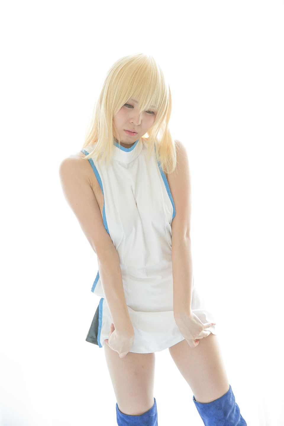 Cosplayer nghiệp dư quay phim thứ 88, người thứ 3