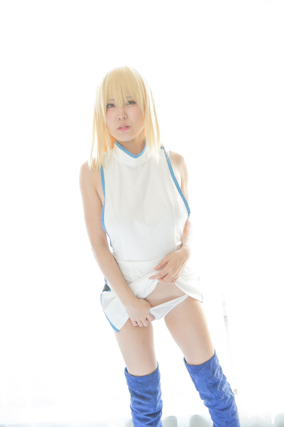 Cosplayer nghiệp dư quay phim thứ 88, người thứ 3