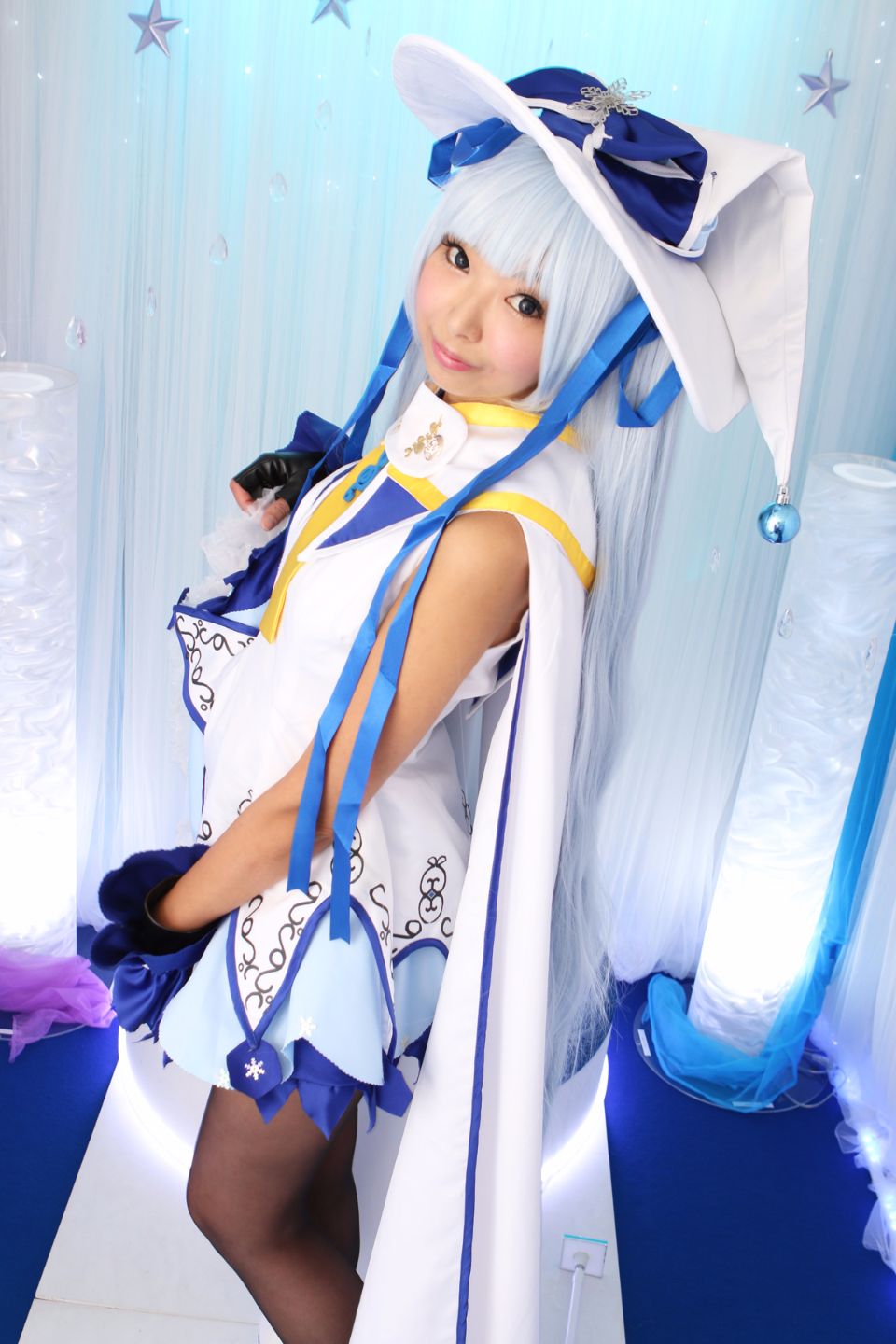 Necosmo (Neko) "Snow Song"