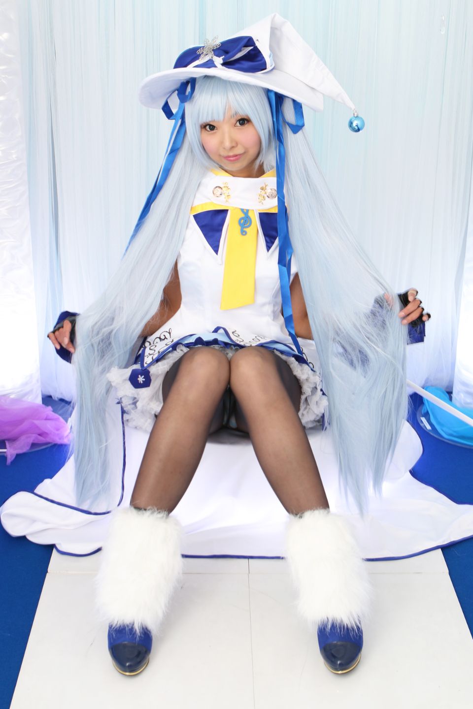 Necosmo (Neko) "Snow Song"