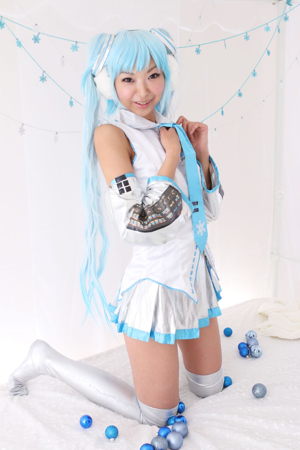 Necosmo (Neko) "Snow Song"