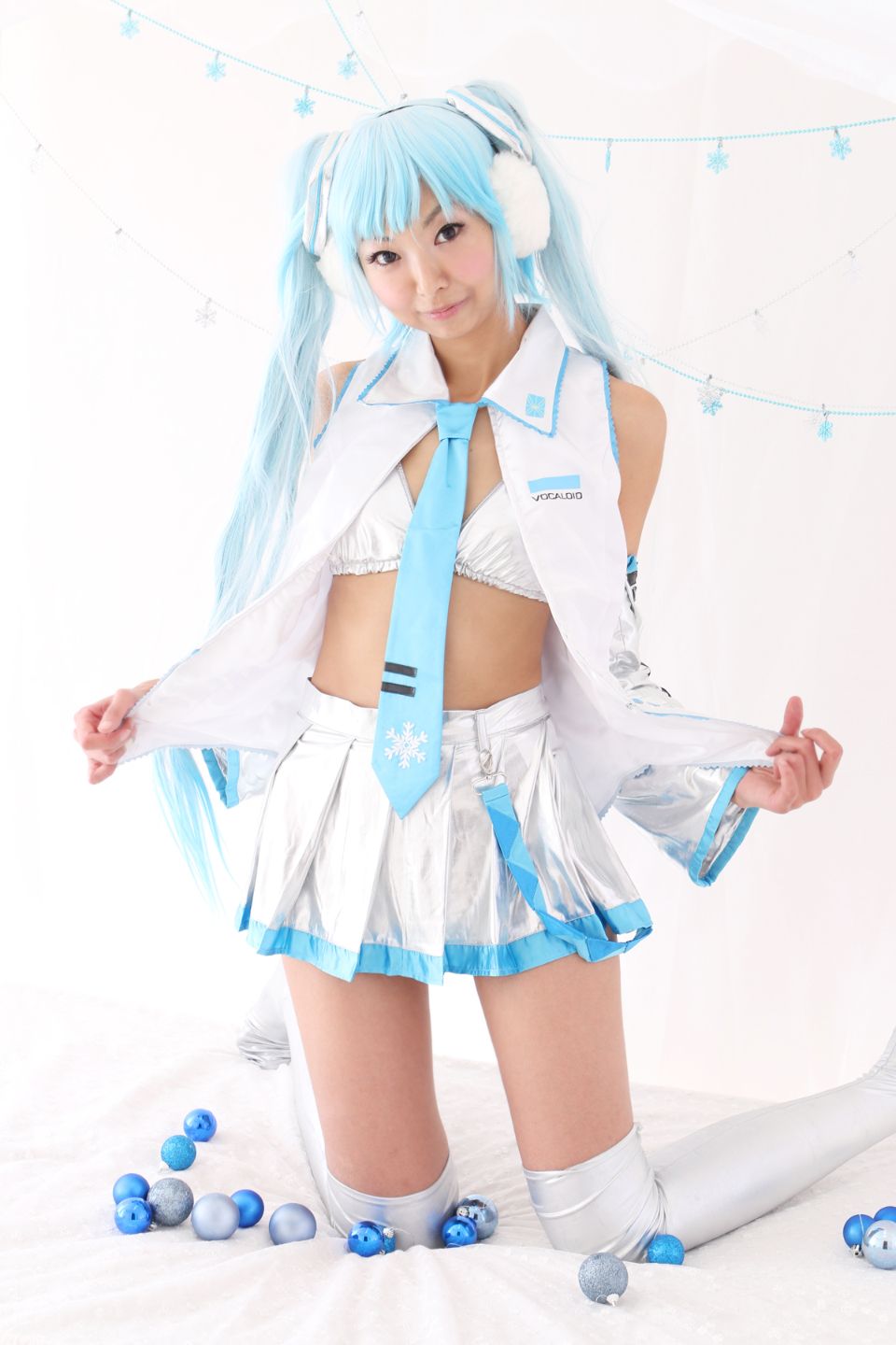 Necosmo (Neko) "Snow Song"