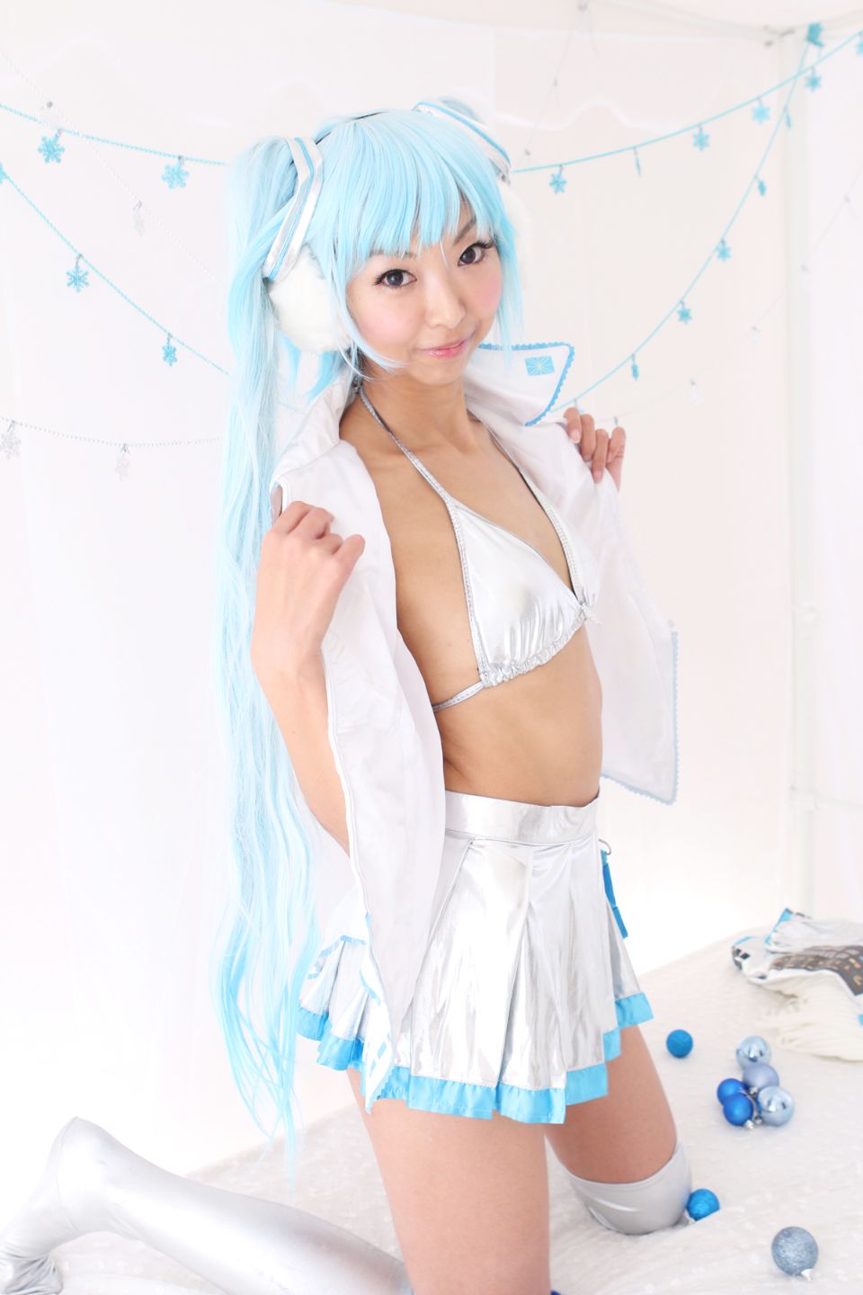 Necosmo (Neko) "Snow Song"