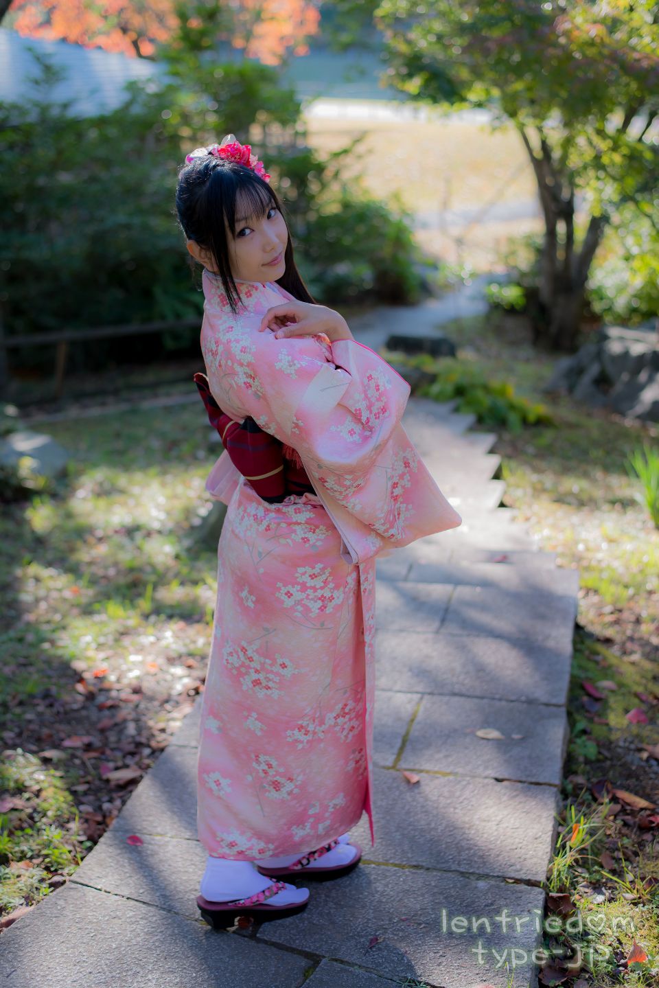 (C87) [Heru3 (Lenfried)] Lenfriedom!