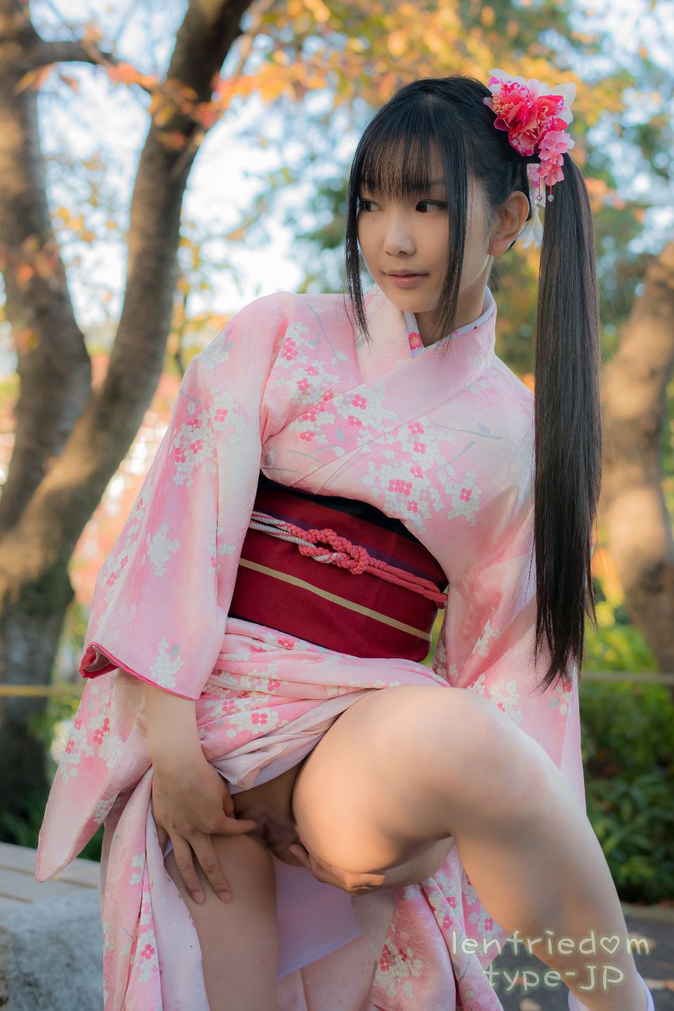 (C87) [Heru3 (Lenfried)] Lenfriedom!