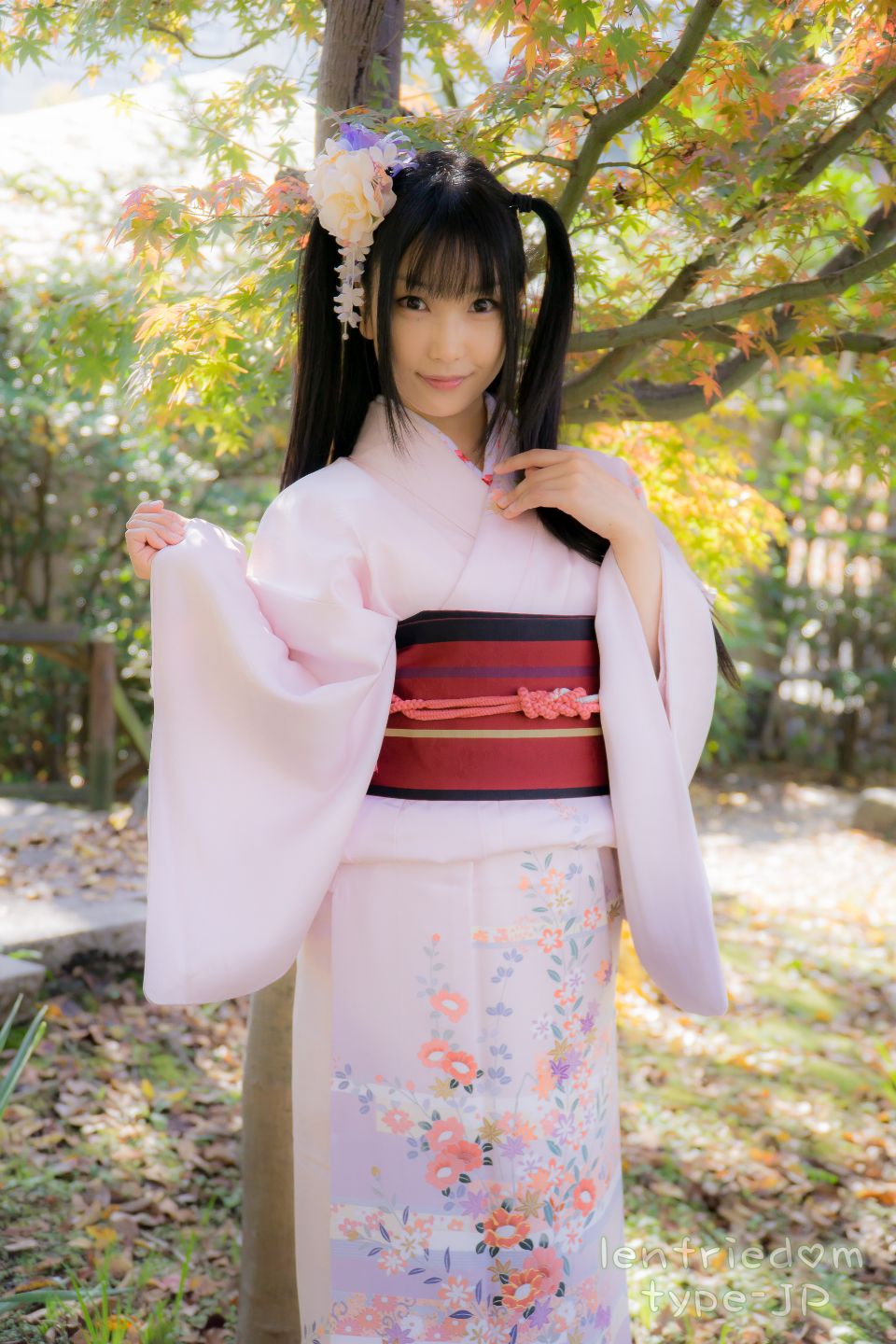 (C87) [Heru3 (Lenfried)] Lenfriedom!