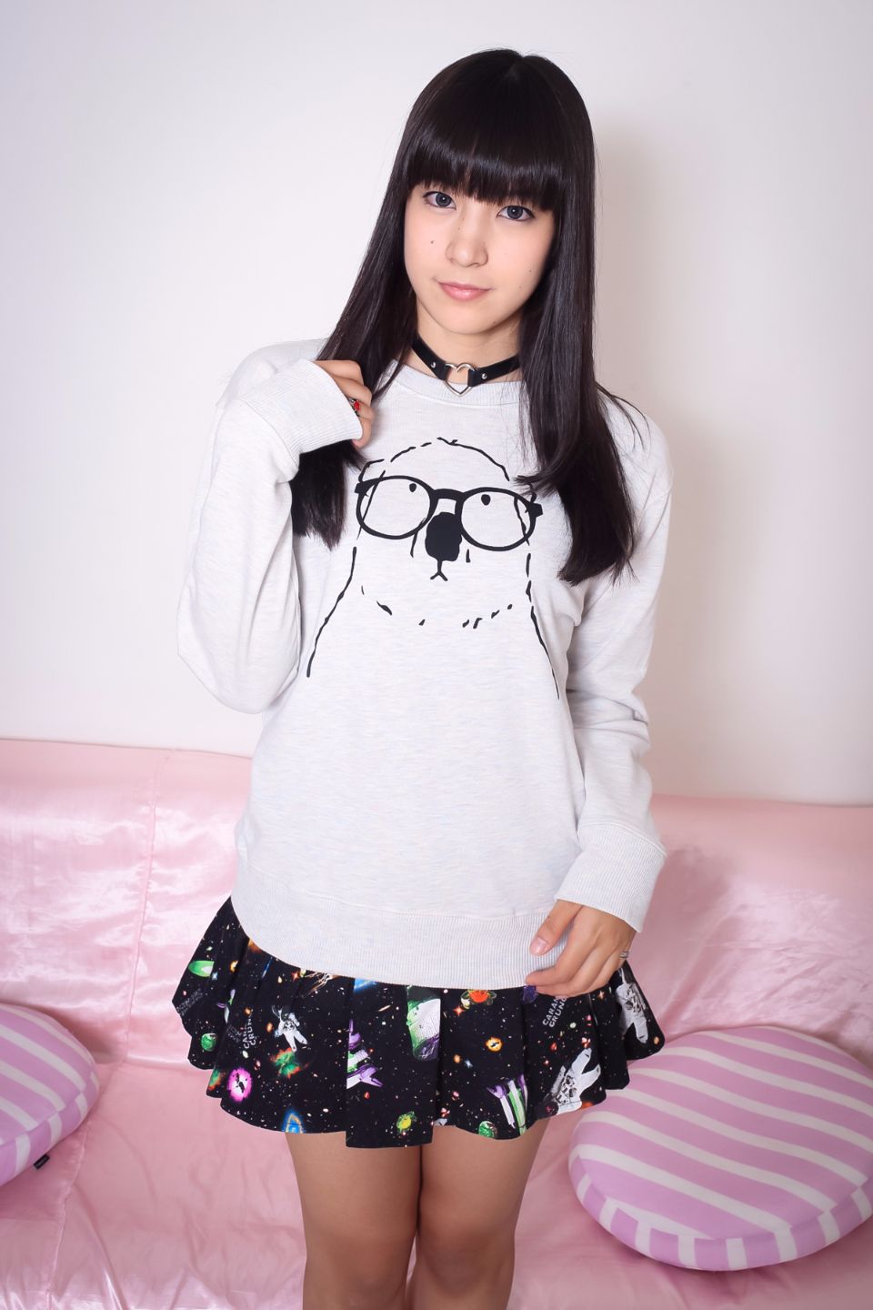 Tóc đen thẳng cạo lớp xinh đẹp lớp sakuya