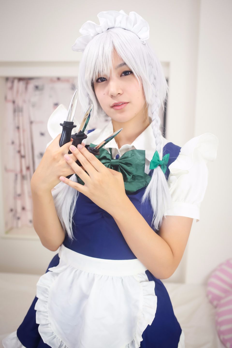 Tóc đen thẳng cạo lớp xinh đẹp lớp sakuya