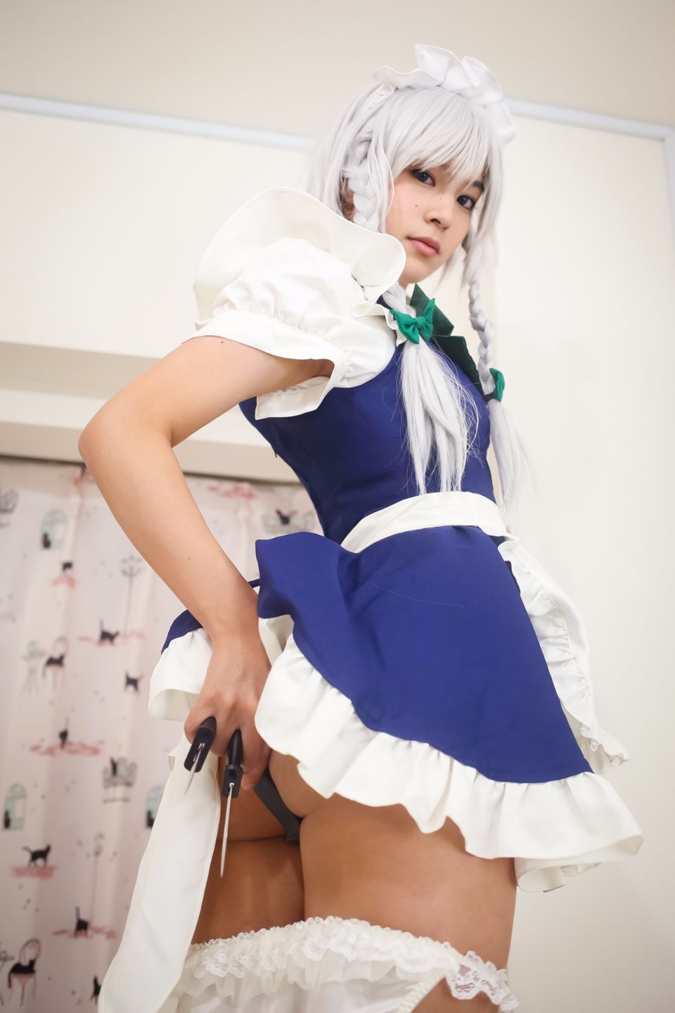 Tóc đen thẳng cạo lớp xinh đẹp lớp sakuya