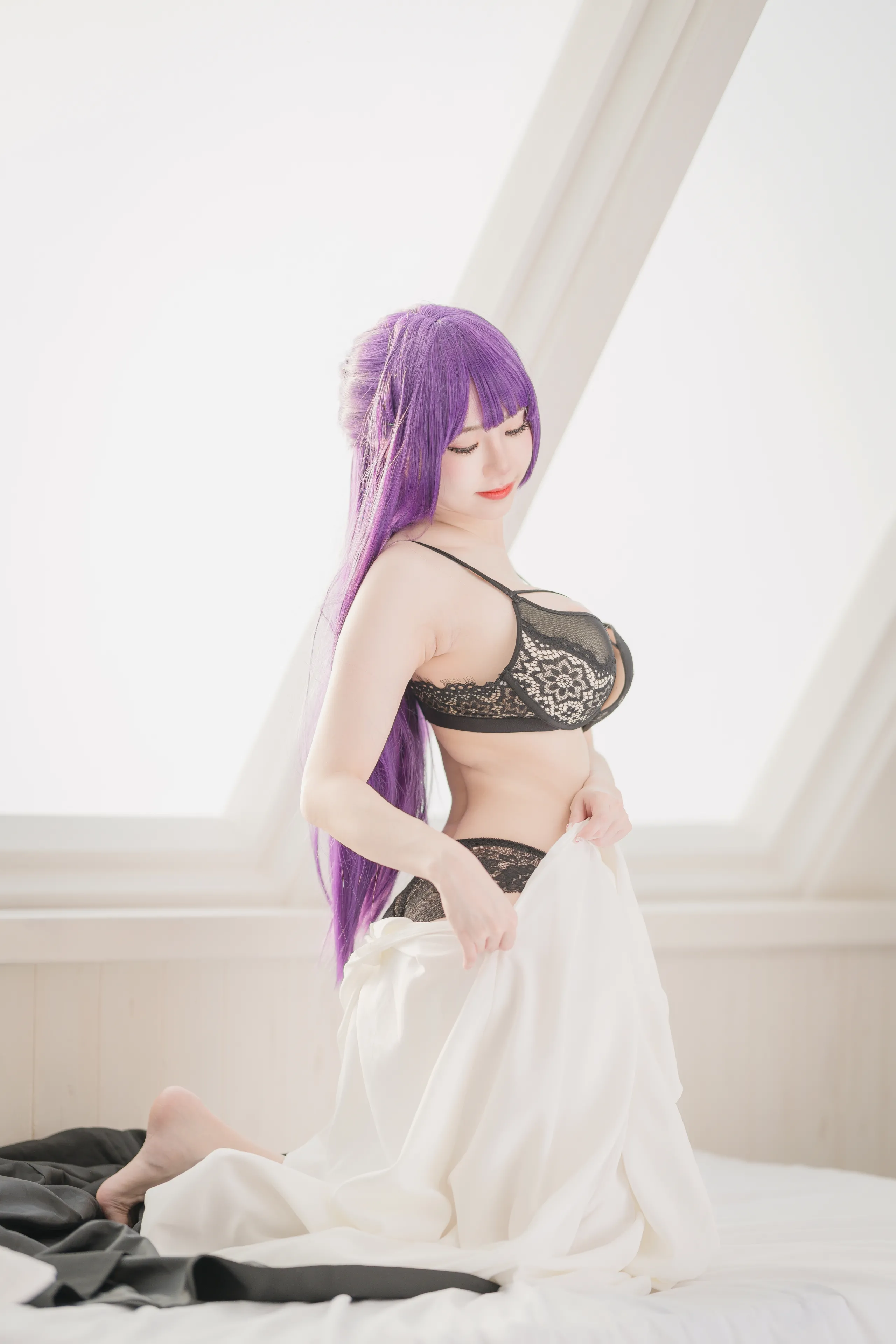 Sally Dorasnow - đồ lót màu đen dương xỉ