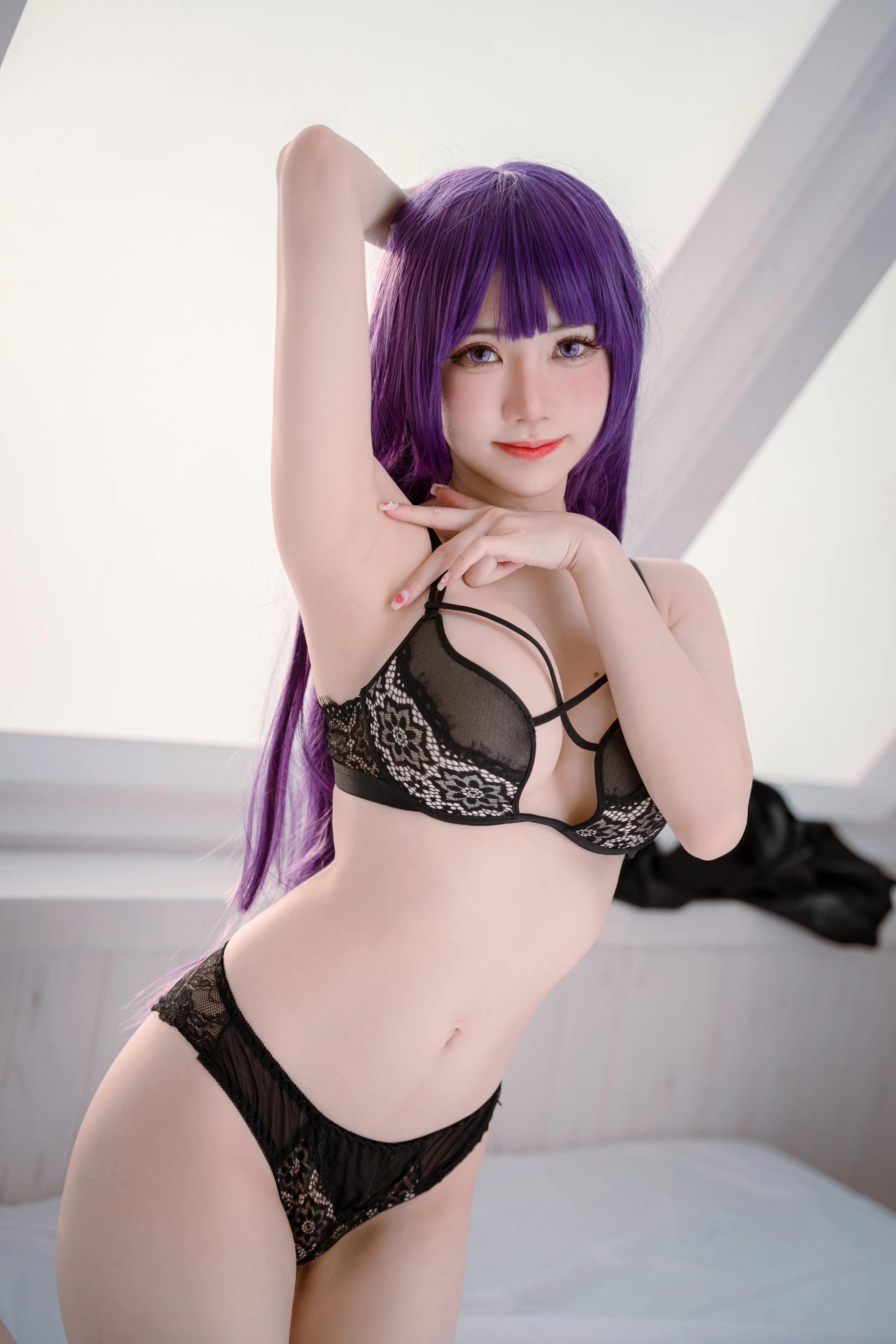 Sally Dorasnow - đồ lót màu đen dương xỉ