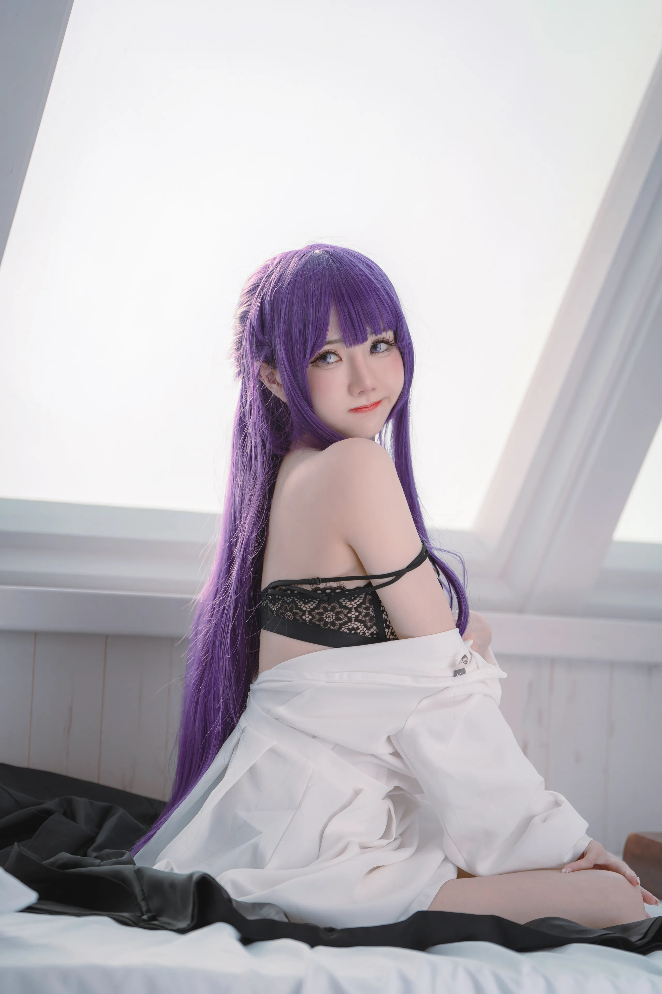 Sally Dorasnow - đồ lót màu đen dương xỉ