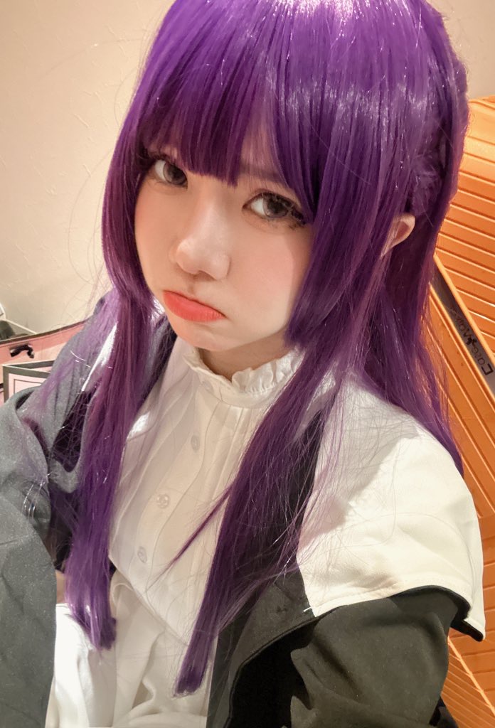 Sally Dorasnow - đồ lót màu đen dương xỉ