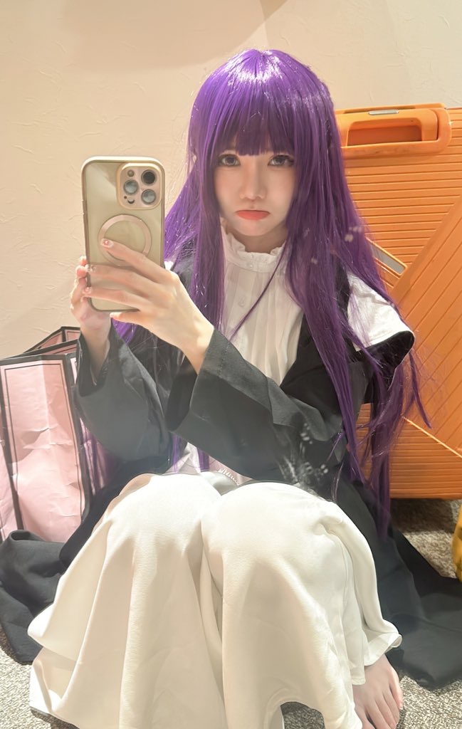 Sally Dorasnow - đồ lót màu đen dương xỉ