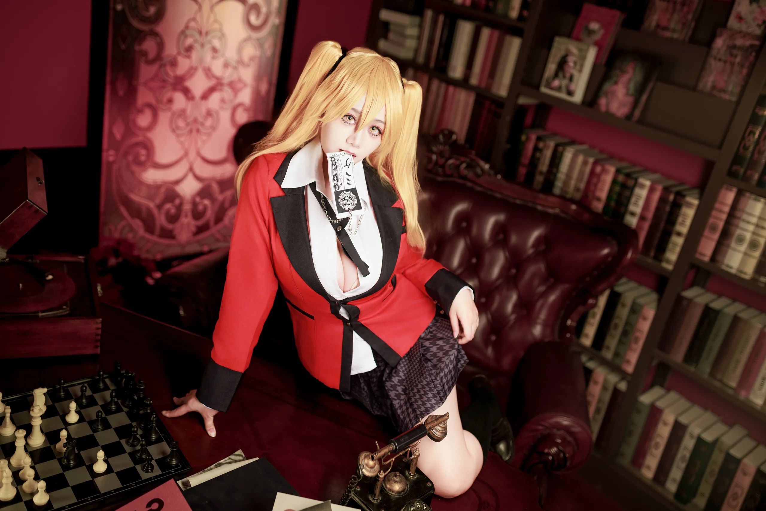 Ah Xuexue - vực thẳm của cờ bạc điên, đồng phục Sao Otsumi Ari