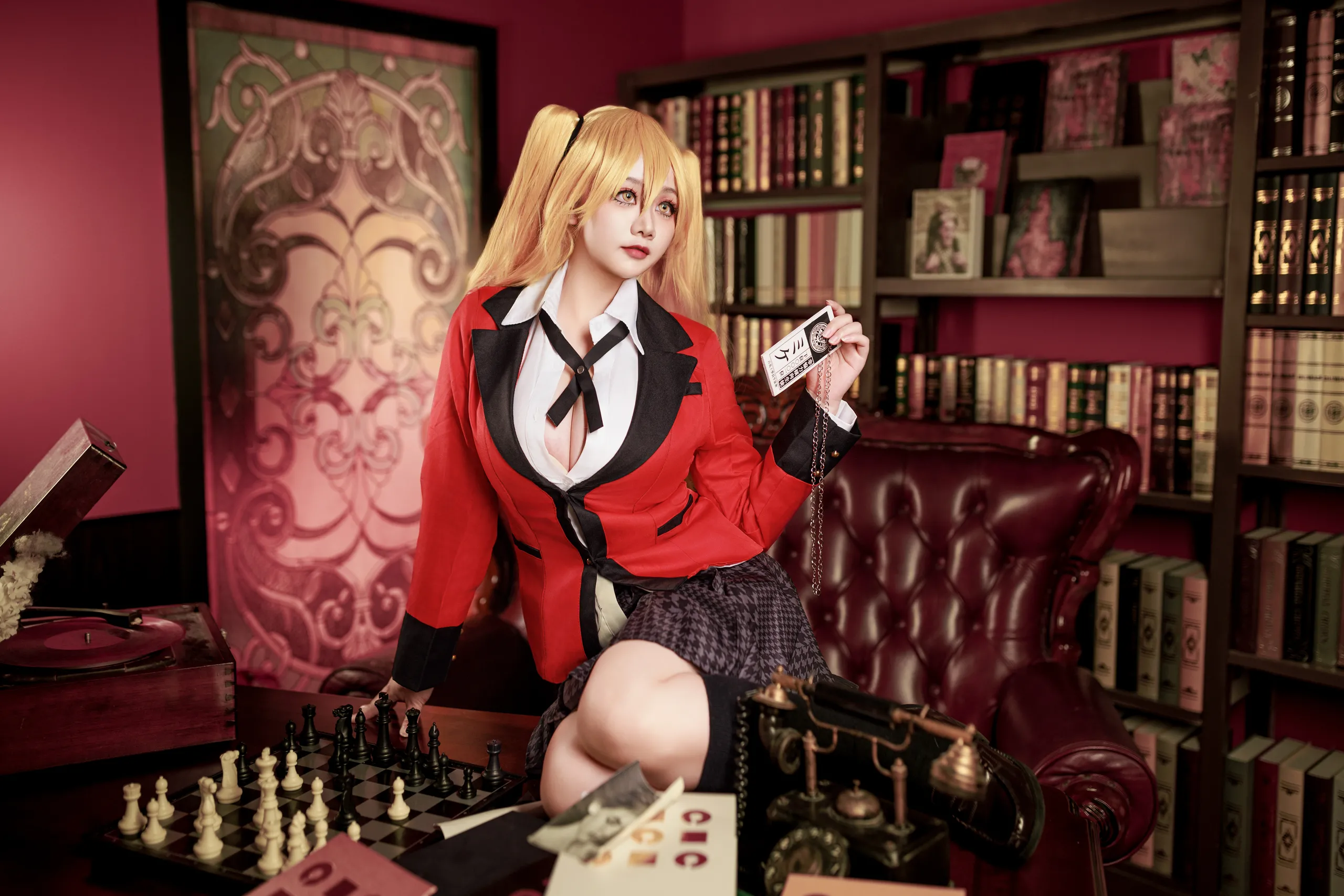 Ah Xuexue - vực thẳm của cờ bạc điên, đồng phục Sao Otsumi Ari